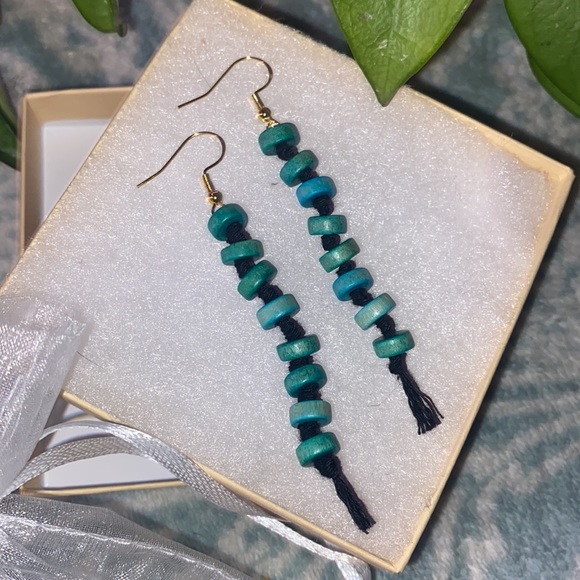 Turquoise Hand Crafted Macrame Tassel Fringe Earrings Wood Beaded Accents - Picture 3 of 9